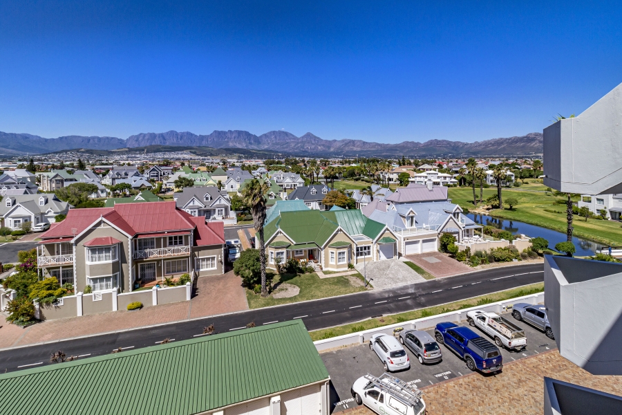 1 Bedroom Property for Sale in Greenways Golf Estate Western Cape